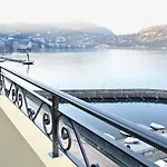 Lakesweetlakecomo *