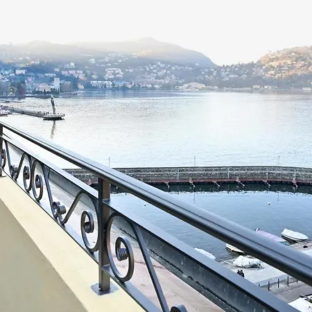 Lakesweetlakecomo *